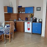 Golden Dreams Солнечный берег