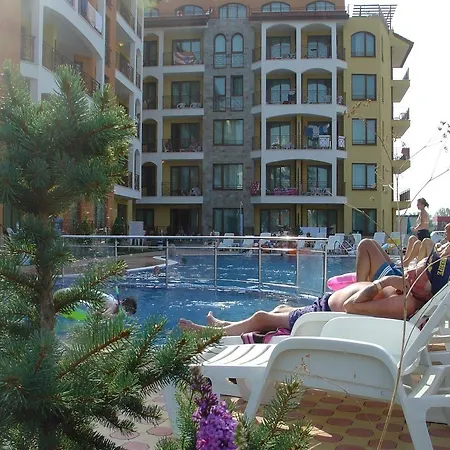 Apartament Golden Dreams *