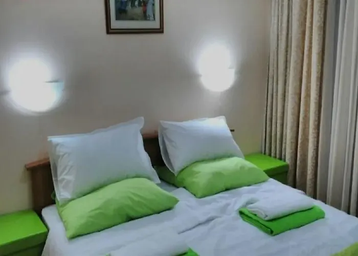 Golden Dreams 阳光海滩