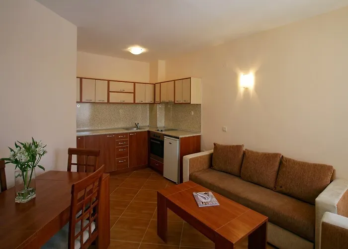 Apartment Golden Dreams